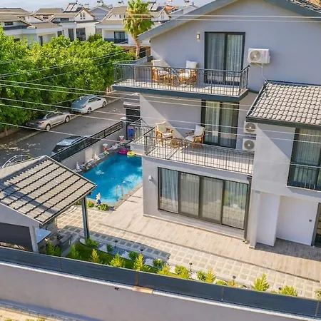 Villa Moonlight